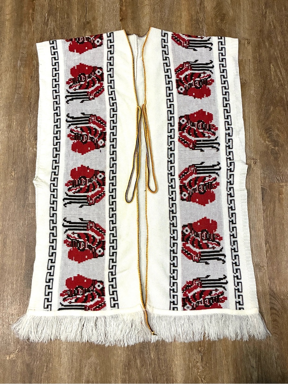 Cuauhtemoc Poncho Cape Knitted Mexican Aztec Native Novelty Open-Front One Size